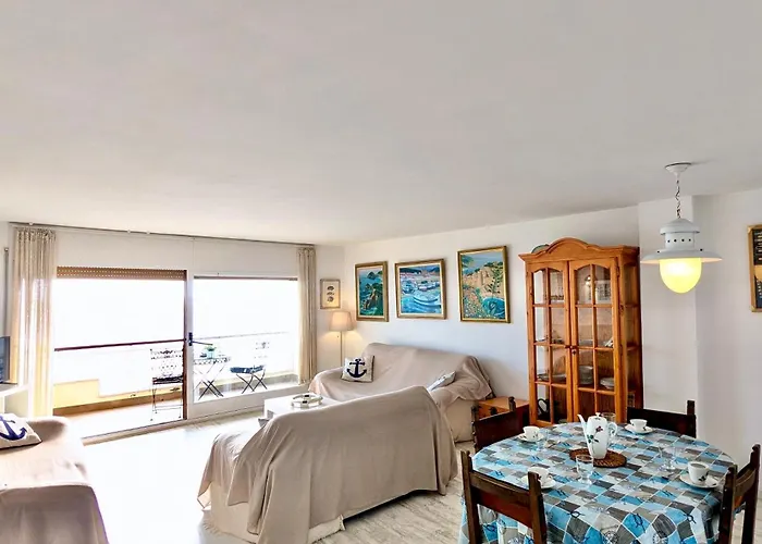 Evh124 En Primera Linea De Mar * 또사데마르