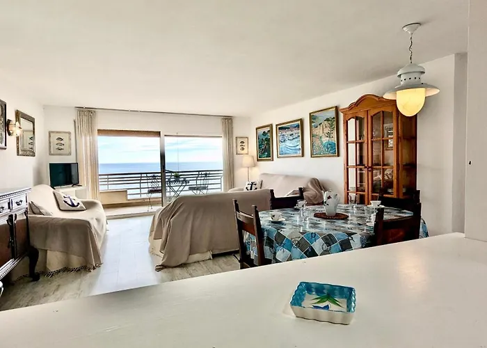 Evh124 En Primera Linea De Mar * 또사데마르